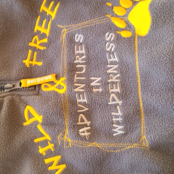 Grey embroidered pullover fleece sweater - Picture 3 of 4